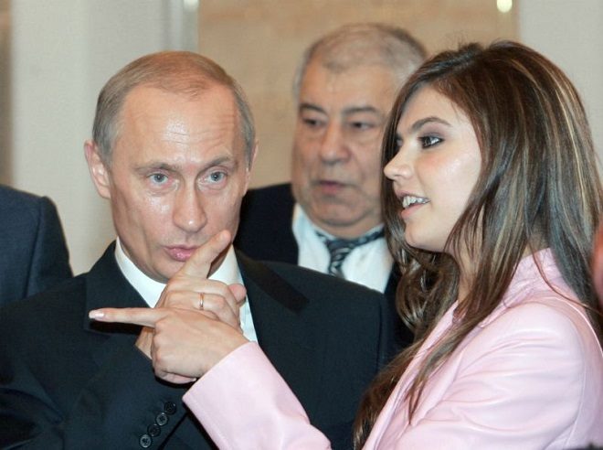Алина Кабаева родила двойню от Путина #1