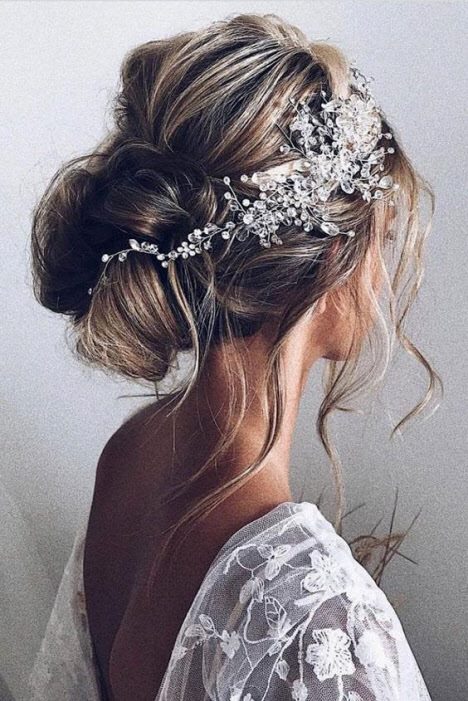 Свадебные прически 2019: фото модных и красивых идей на короткие, средние и длинные волосы #126