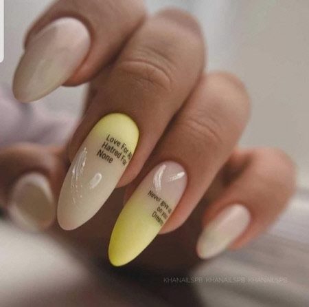 Желтый маникюр 2023: фото трендовых новинок дизайна на короткие и длинные ногти #78