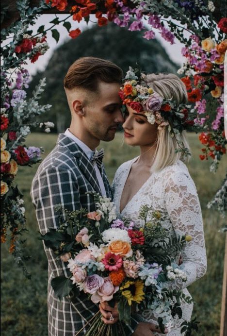 Свадебные прически 2019: фото модных и красивых идей на короткие, средние и длинные волосы #21