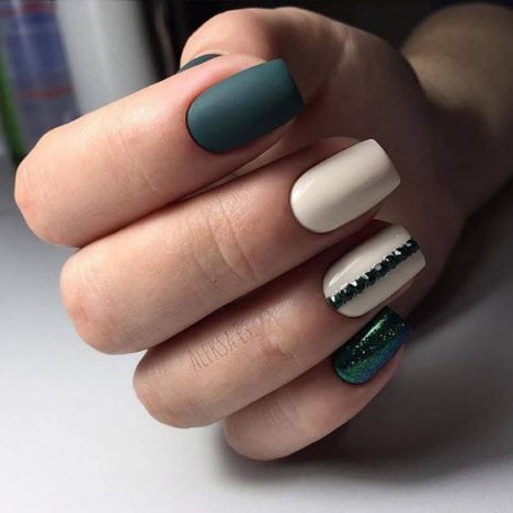 Темный маникюр 2020: фото новинки красивого дизайна ногтей на короткие и длинные ногти #24