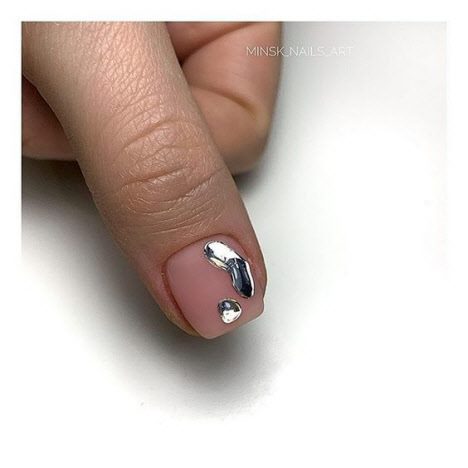 Новинка маникюра 2019-2020: техника слезы единорога или жидкий метал на ногтях. Фото модных и красивых сочетаний на короткие и длинные ногти #85