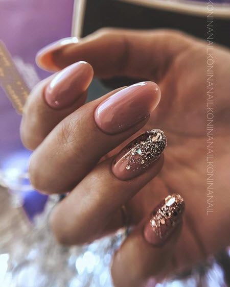 Дизайн ногтей гель-лаком 2021: фото модных тенденций красивого маникюра #4