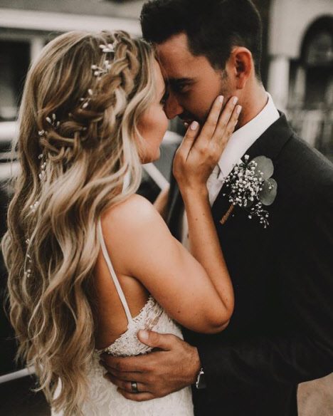 Свадебные прически 2019: фото модных и красивых идей на короткие, средние и длинные волосы #57