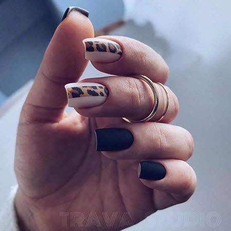 Темный маникюр 2021: новинки модного дизайна ногтей. Более 100 фото #28