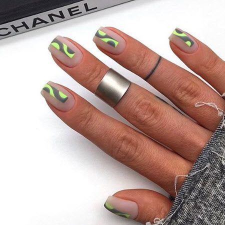 Дизайн ногтей гель-лаком 2021: фото модных тенденций красивого маникюра #75