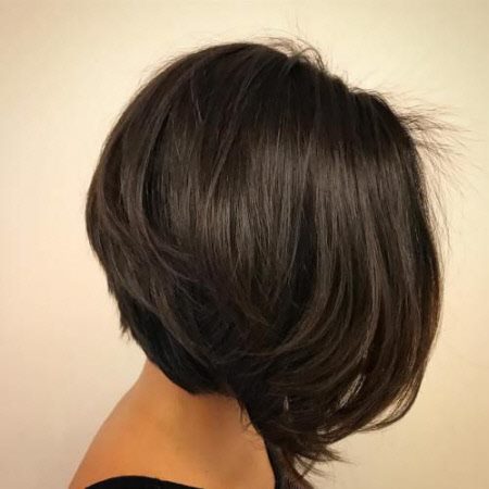 Женские стрижки на короткие волосы: актуальные фото новинки и тренды #15