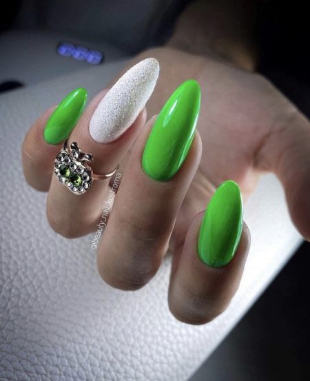 Красивый дизайн ногтей 2022-2023: фото модного маникюра из Инстаграм #69