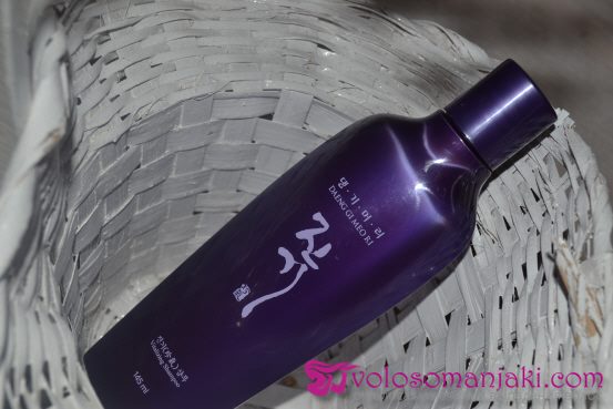 Регенерирующий шампунь Daeng Gi Meo Ri Vitalizing Shampoo #1