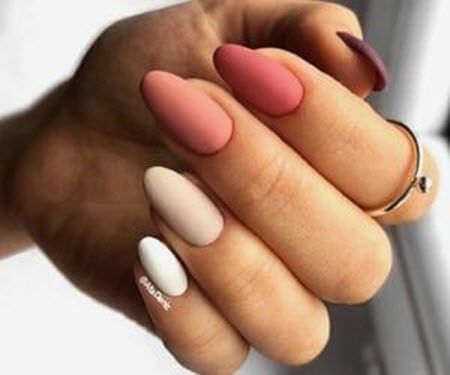 Дизайн ногтей гель-лаком 2021: фото модных тенденций красивого маникюра #90