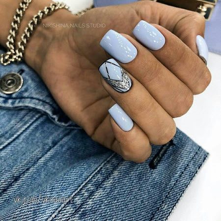 Голубой маникюр 2020. Фото новинки красивого и модного дизайна ногтей #9