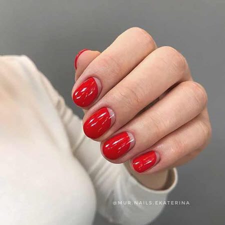 Красный дизайн ногтей 2021-2022: фото модного и стильного маникюра #80