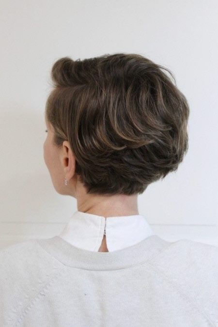 Модные и красивые женские стрижки на короткие волосы 2023 #54