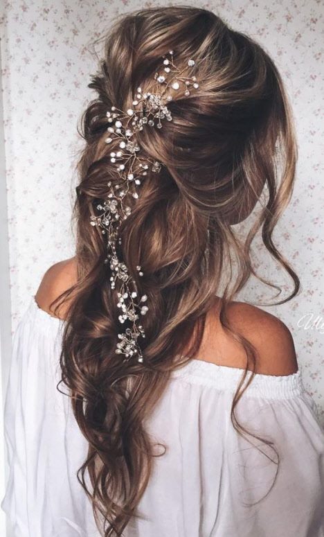 Свадебные прически 2019: фото модных и красивых идей на короткие, средние и длинные волосы #74