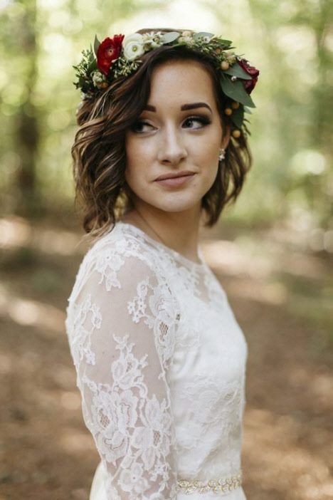 Свадебные прически 2019: фото модных и красивых идей на короткие, средние и длинные волосы #25