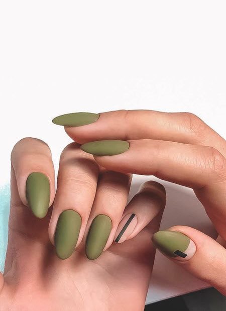 Дизайн ногтей гель-лаком 2021: фото модных тенденций красивого маникюра #87
