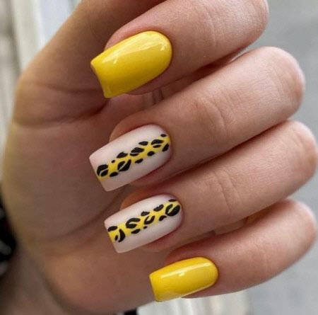 Желтый маникюр 2023: фото трендовых новинок дизайна на короткие и длинные ногти #16