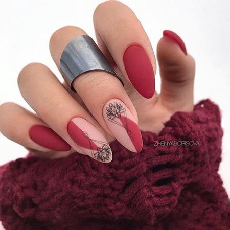 Красный дизайн ногтей 2021-2022: фото модного и стильного маникюра #89