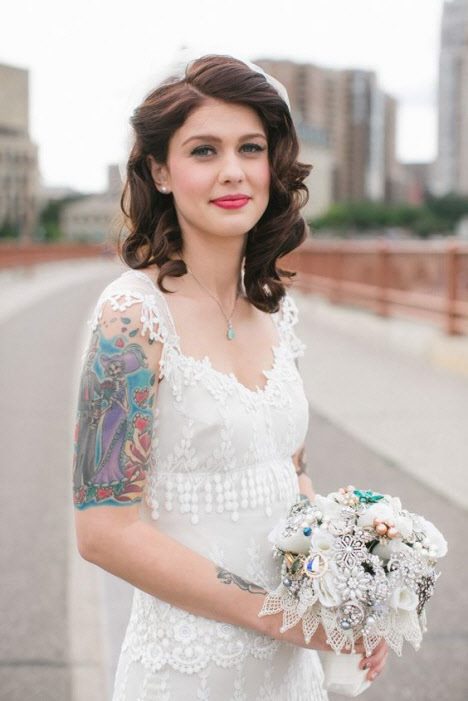 Свадебные прически 2019: фото модных и красивых идей на короткие, средние и длинные волосы #54