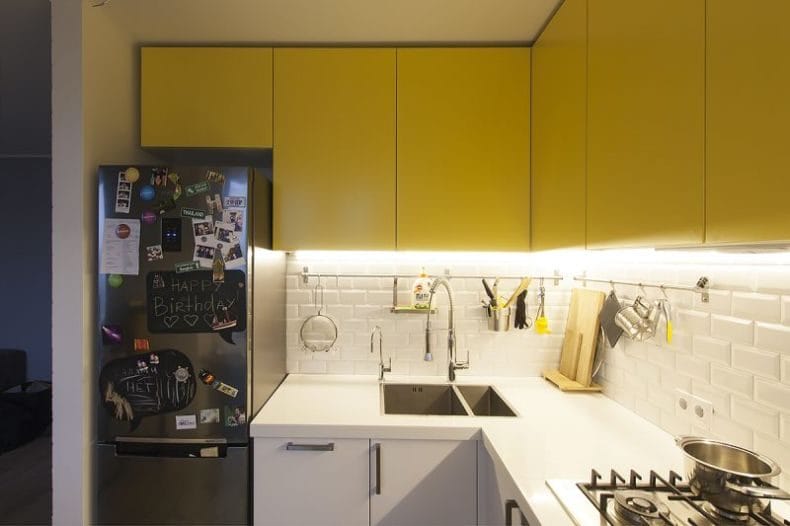 Интерьер кухни 6 кв. м. — лучшие идеи, фото новинки, секреты оформления красивого дизайна маленькой кухни #10