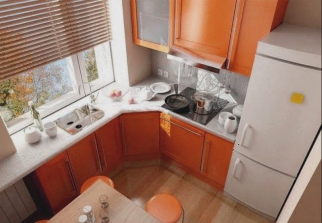 Интерьер кухни 6 кв. м. — лучшие идеи, фото новинки, секреты оформления красивого дизайна маленькой кухни #100
