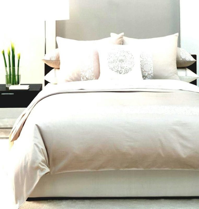 Дизайн маленькой спальни — 95 фото обустройства интерьера #40