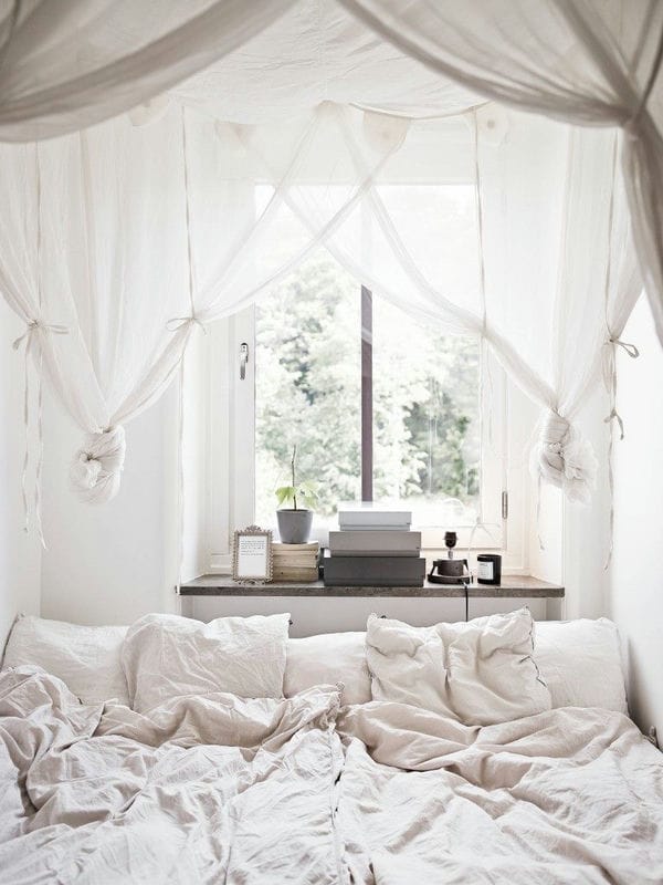 Дизайн маленькой спальни — 95 фото обустройства интерьера #41