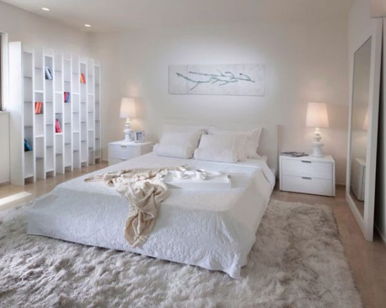 Белая спальня — стильный и комфортный дизайн спальной комнаты (120 фото) #7