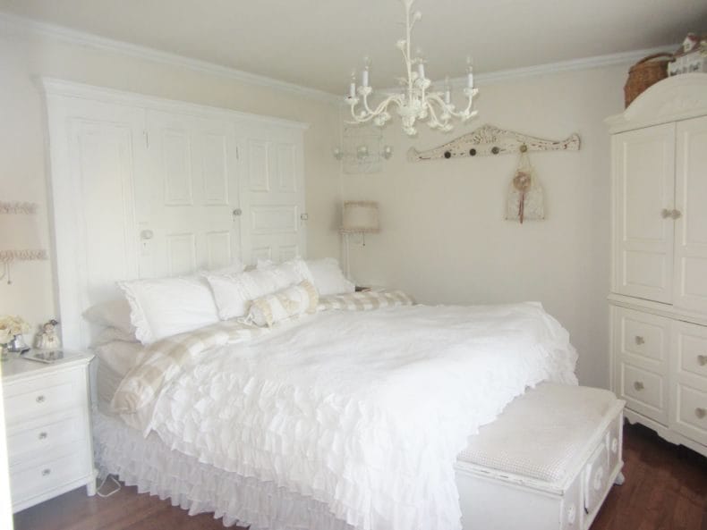 Белая спальня — стильный и комфортный дизайн спальной комнаты (120 фото) #101
