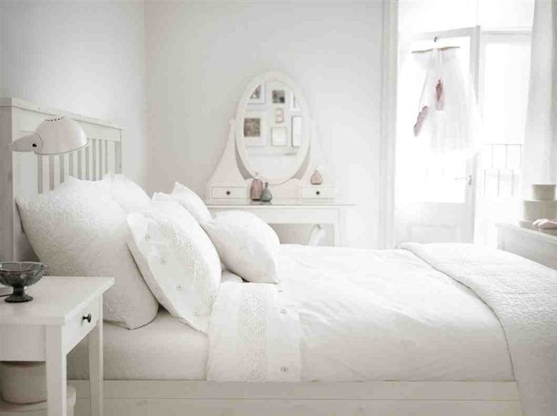 Белая спальня — стильный и комфортный дизайн спальной комнаты (120 фото) #4