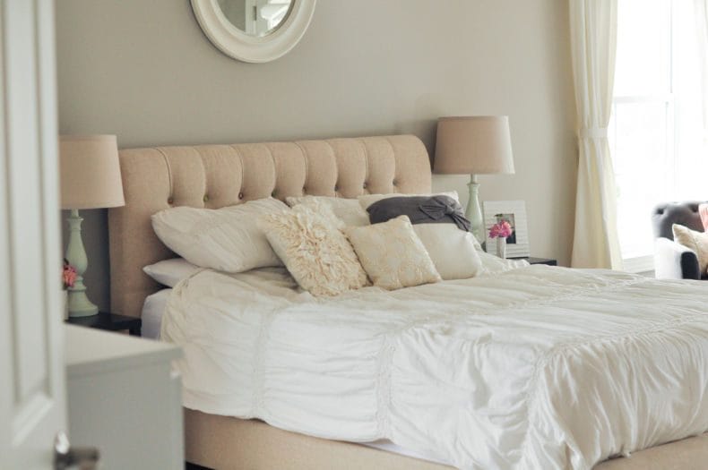 Белая спальня — стильный и комфортный дизайн спальной комнаты (120 фото) #93