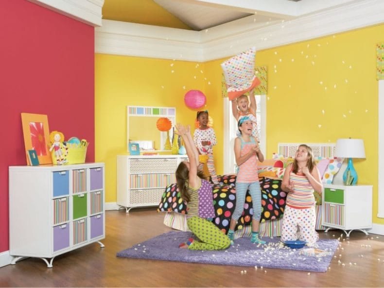 Дизайн детской спальни — лучшие идеи оформления интерьера детской (110 фото) #108