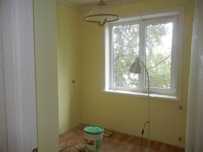 Как покрасить стены в квартире — простая пошаговая инструкция с фото (70 идей) #39