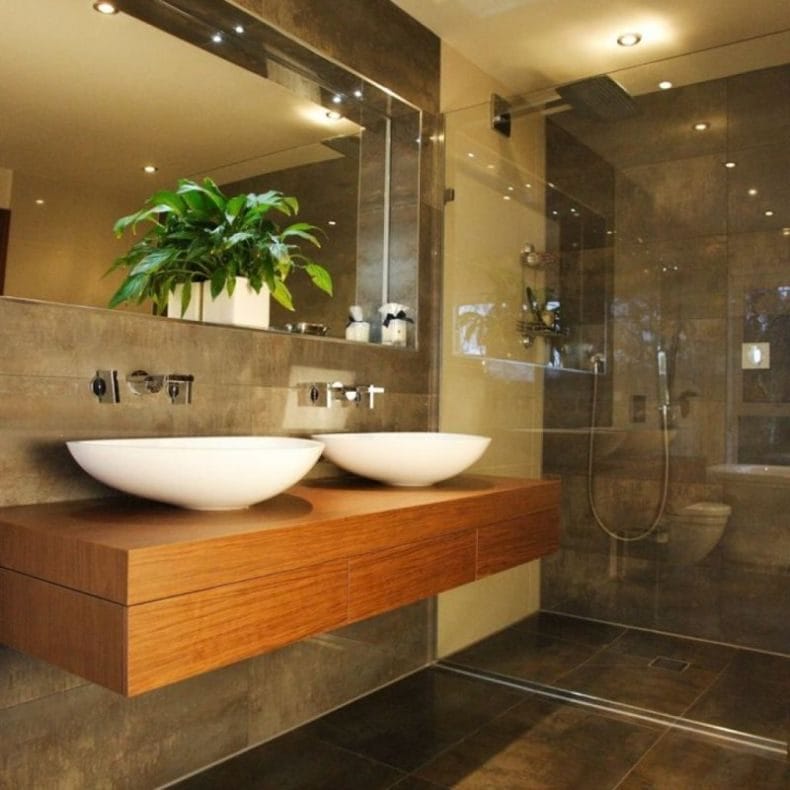 Светильники для ванной комнаты — фото модных тенденций яркого освещения в ванной #18