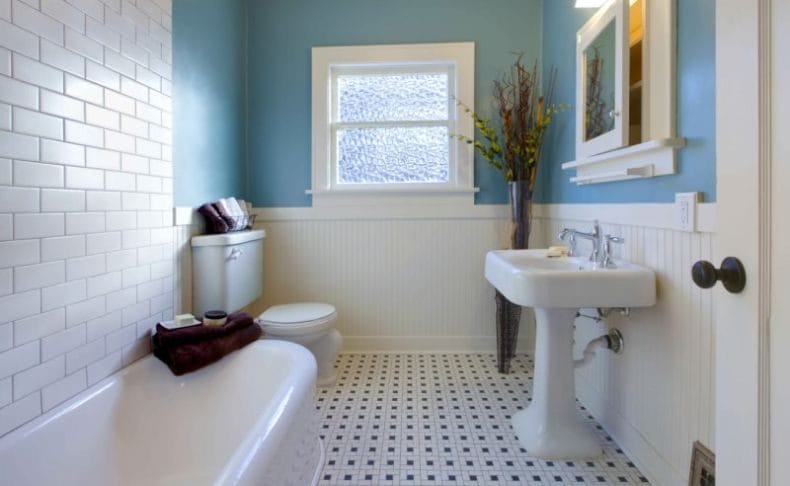 Маленькая ванная комната — фото лучших идей визуального увеличения ванной #14