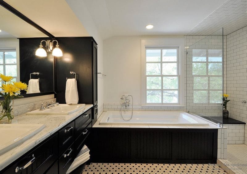 Черная ванная — фото как оформить стильный дизайн темного цвета для ванной комнтаы #37