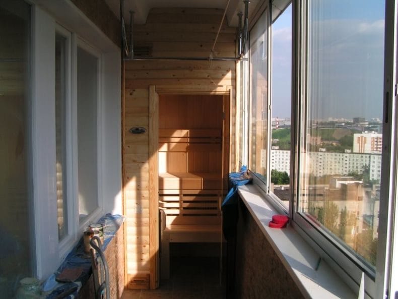 Балкон в квартире — модные тенденции современного оформления дизайна (50 фото идей) #44