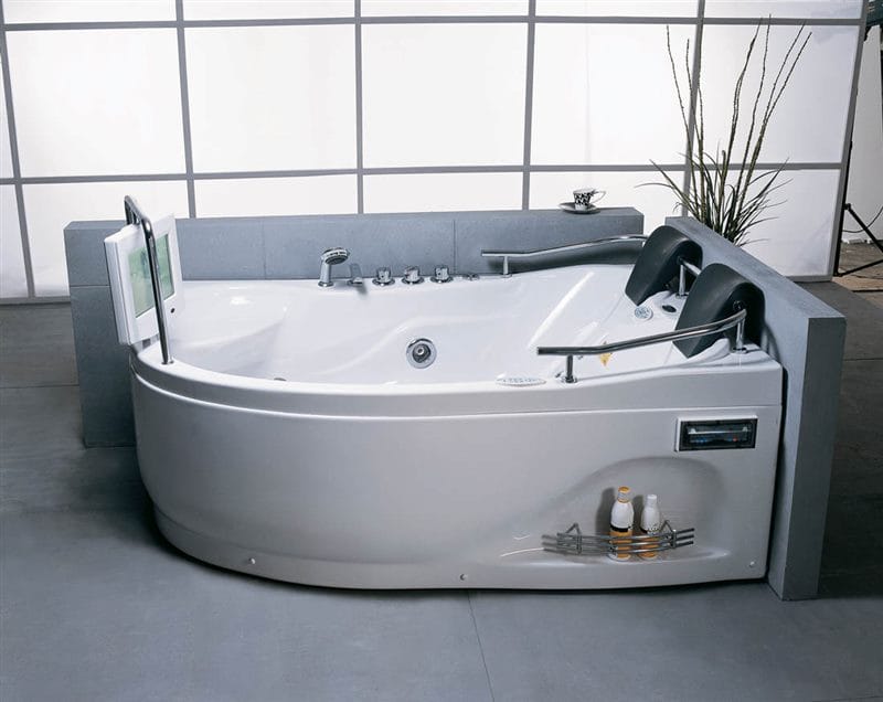 Угловая ванная: фото обзор, преимущества, виды и характеристики #38