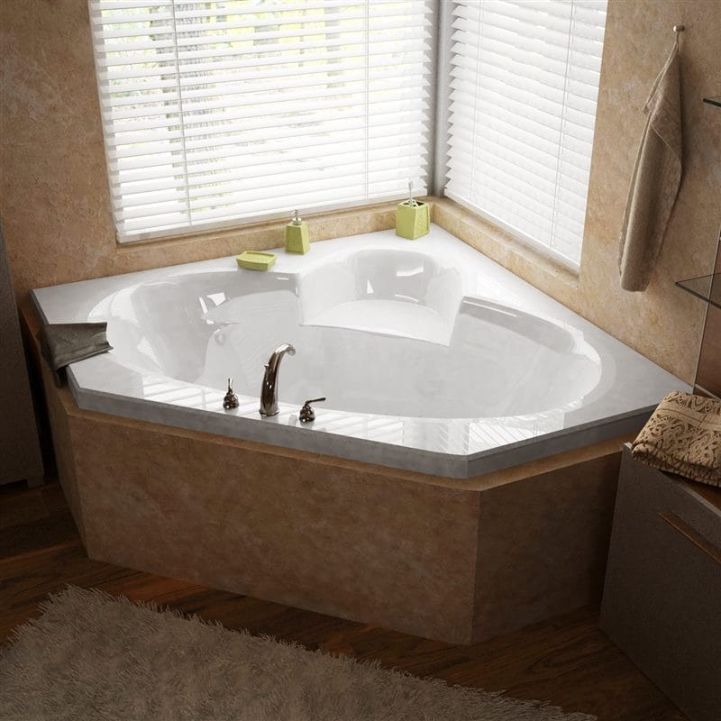 Угловая ванная: фото обзор, преимущества, виды и характеристики #3