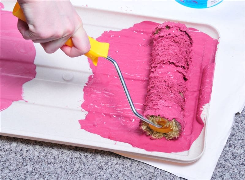 Как покрасить стены в квартире — простая пошаговая инструкция с фото (70 идей) #27