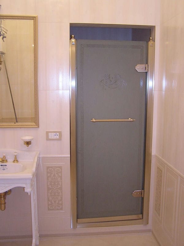 Двери для ванной — фото обзор, виды, характеристики, идеи правильно сочетания в интерьере #35