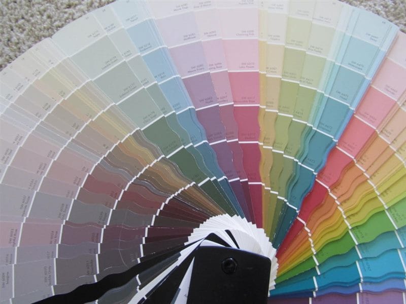 Как покрасить стены в квартире — простая пошаговая инструкция с фото (70 идей) #61