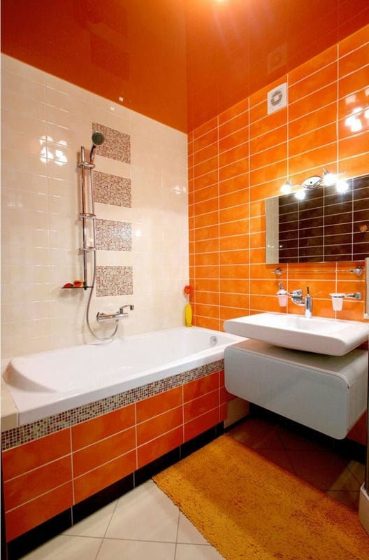 Ванная комната в хрущевке — фото лучших идей грамотного оформления интерьера ванной #24
