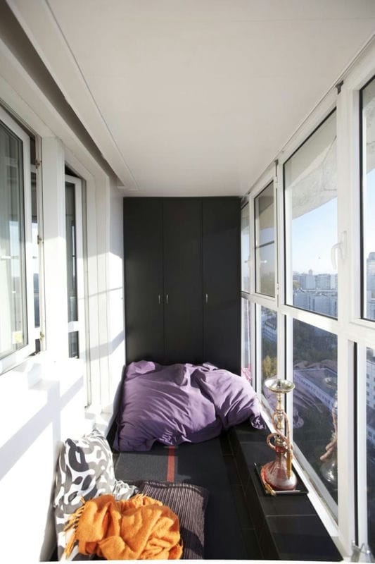 Дизайн балкона — 120 фото идей как оформить интерьер балкона #33