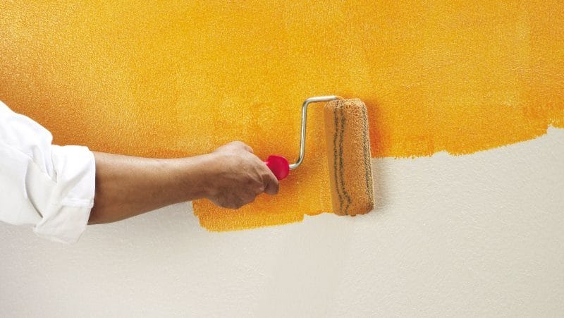 Как покрасить стены в квартире — простая пошаговая инструкция с фото (70 идей) #17