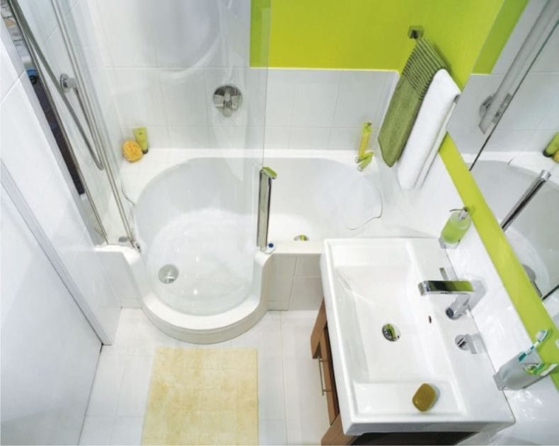 Маленькая ванная комната — фото лучших идей визуального увеличения ванной #5