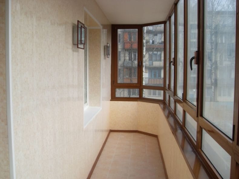 Оформление балкона — фото новинки современных тенденций в оформлении балконов #37