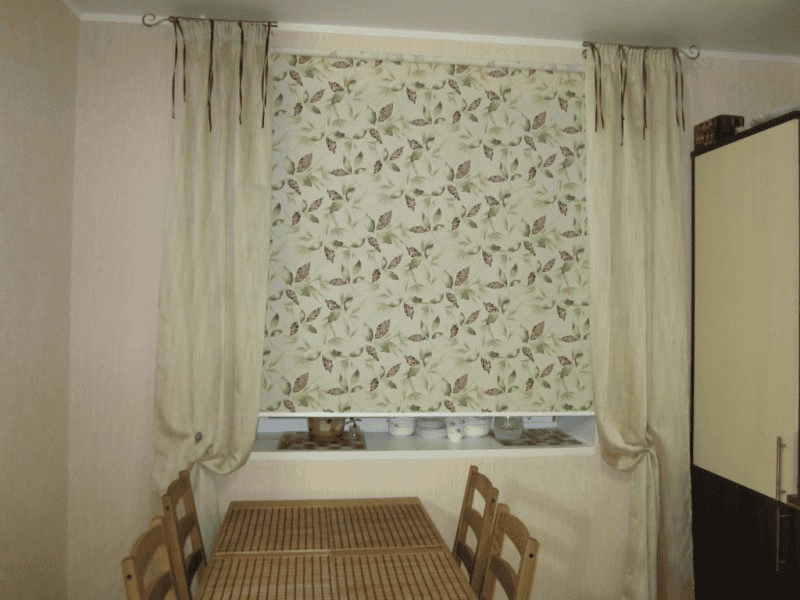 Рулонные шторы — 100 фото идей оформления рулонных штор в интерьере #55