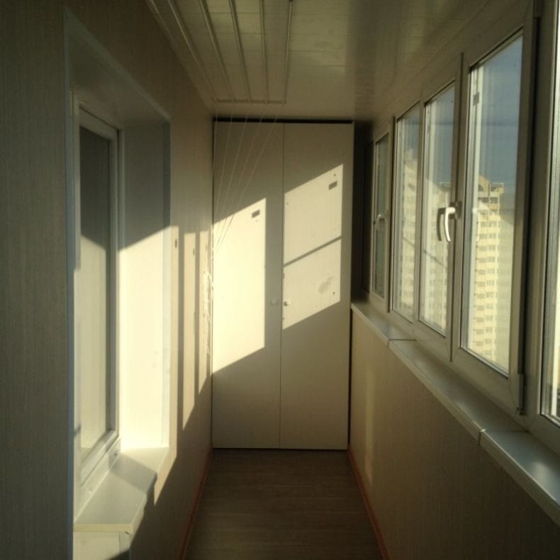 Шкаф на балкон — фото популярных новинок с ярким дизайном #59