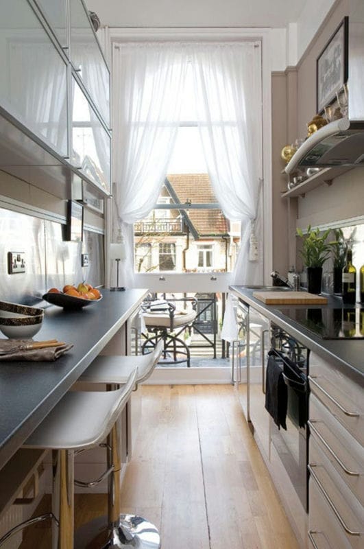 Дизайн узкой кухни — обзор лучших дизайнерских решений для узкой кухни (88 фото) #38